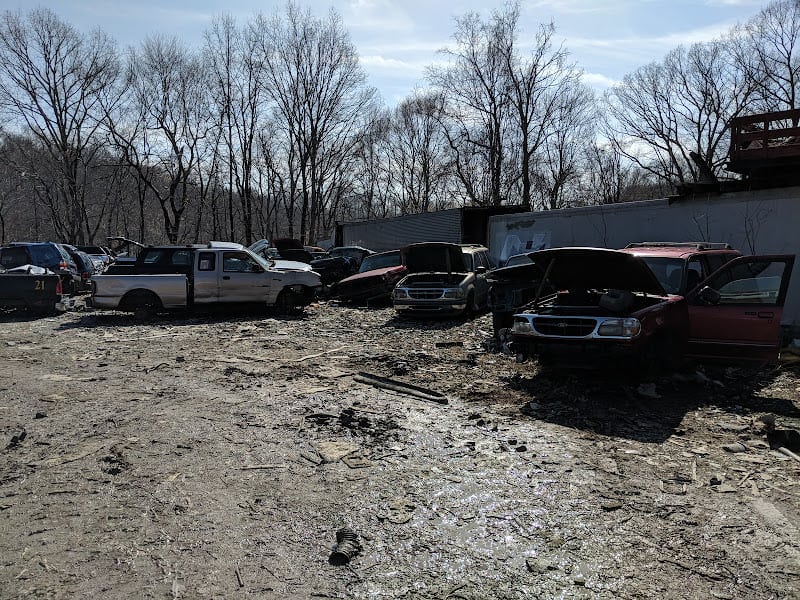 Banks Recyclers Salvage yard at 1046 Conowingo Rd