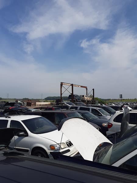 Paul&apos;s Auto Yard Salvage yard at 651 West State Road 2