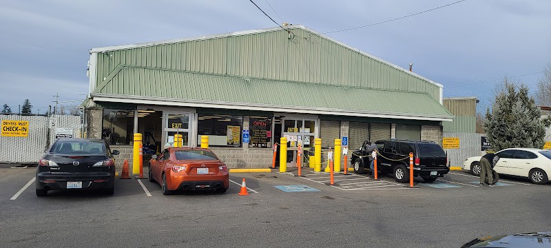 Pick-n-Pull Used auto parts store at 6241 SE 111th Ave